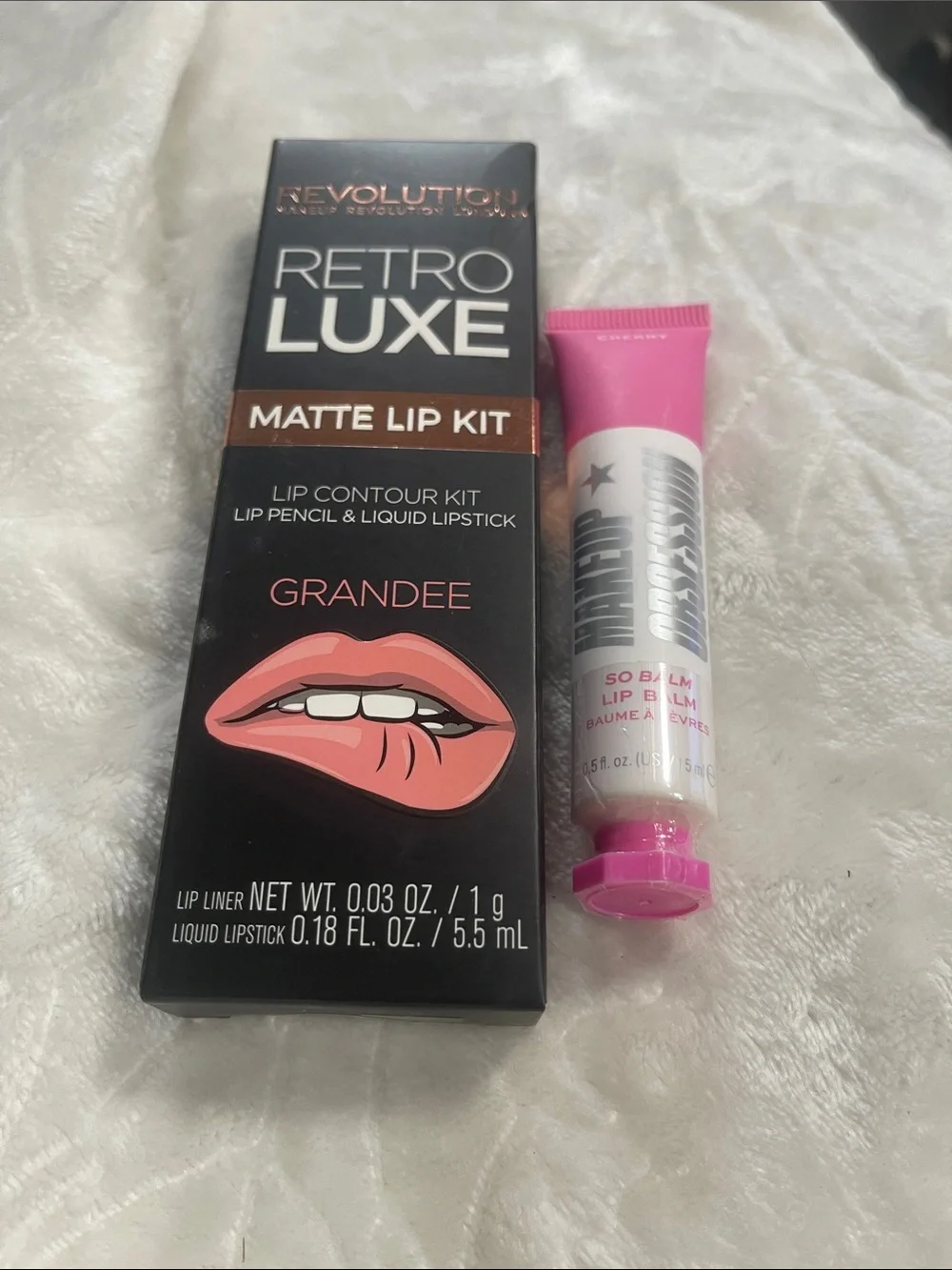 Revolution Retro Luxe Matte Lip Kit – Grandee Pink